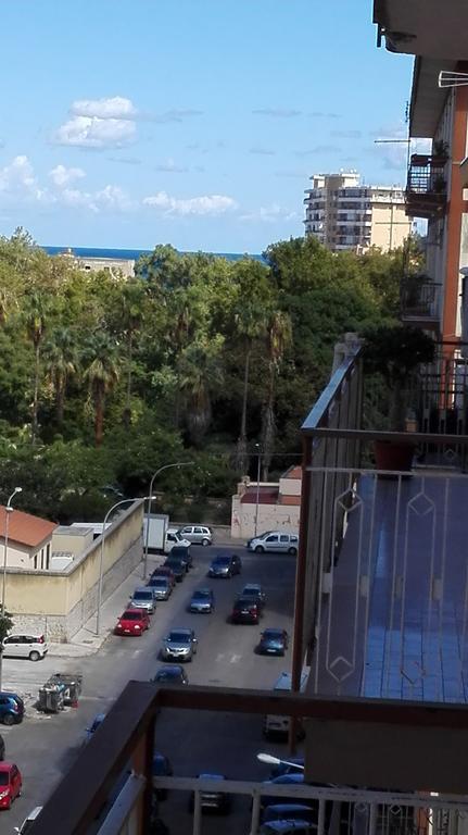 A Tre Passi Dal Centro Hotel Палермо Екстериор снимка